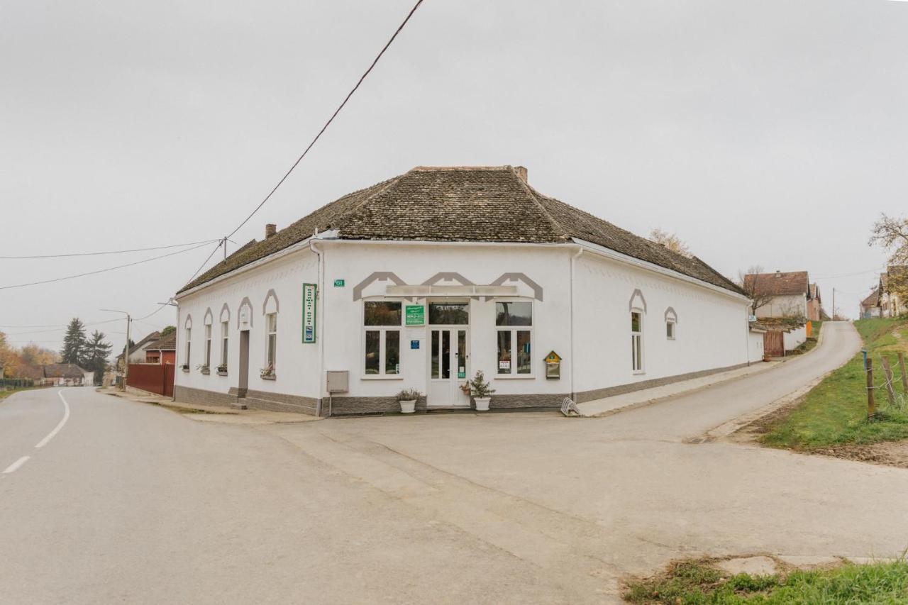 Hotel Kuca Za Odmor Baranjski Dvori Zmajevac Exterior foto
