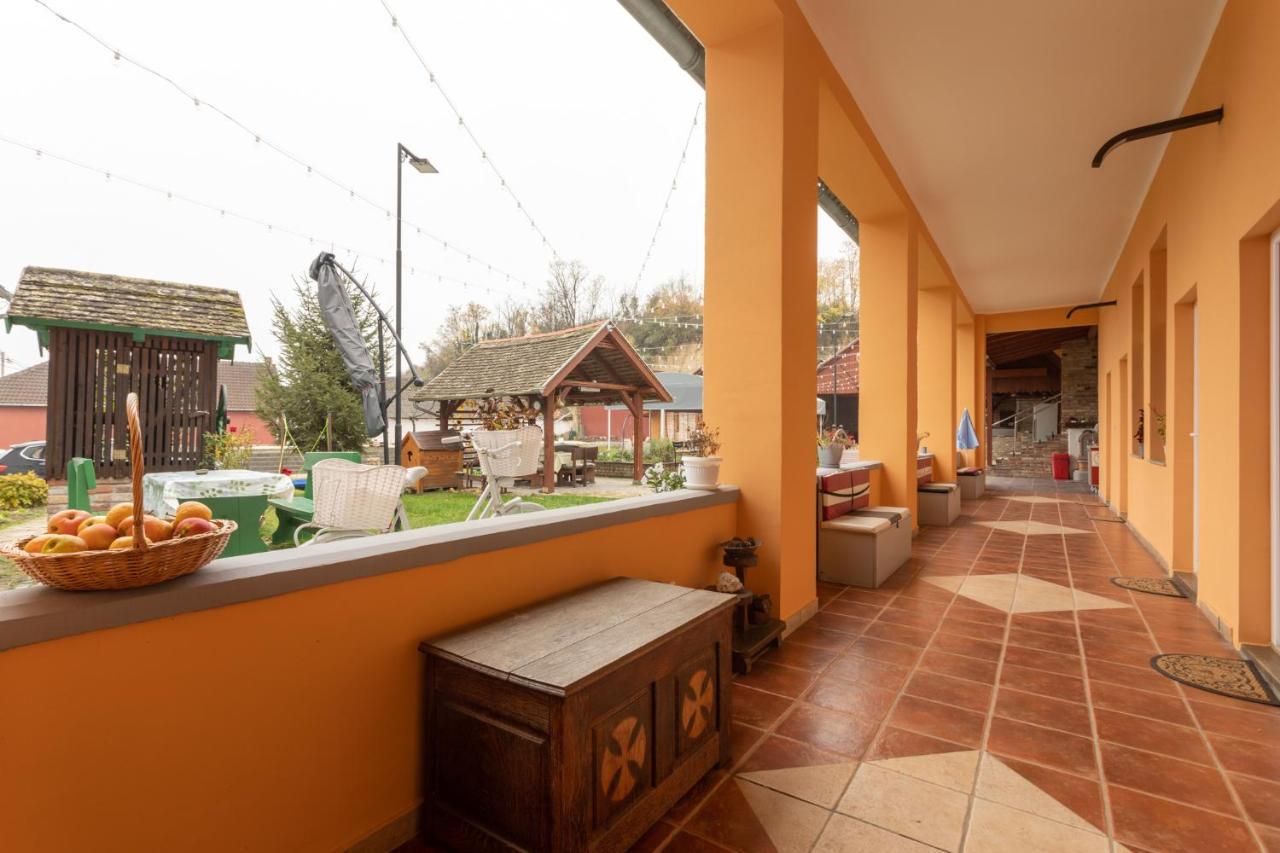 Hotel Kuca Za Odmor Baranjski Dvori Zmajevac Exterior foto